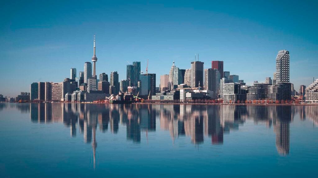 35 Best Things to Do in Toronto | A Local's Guide
